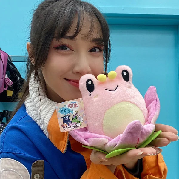 Squishable Alter Egos Lotus Frog - Series 5 Lifestyle
