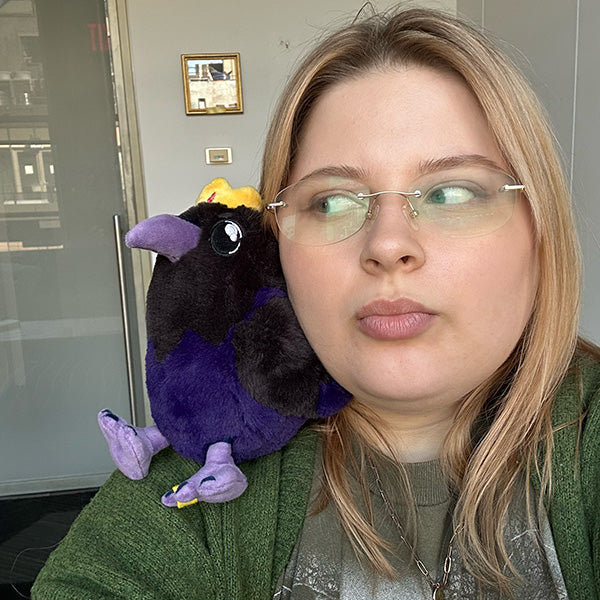 Squishable Snackers King Raven image 3