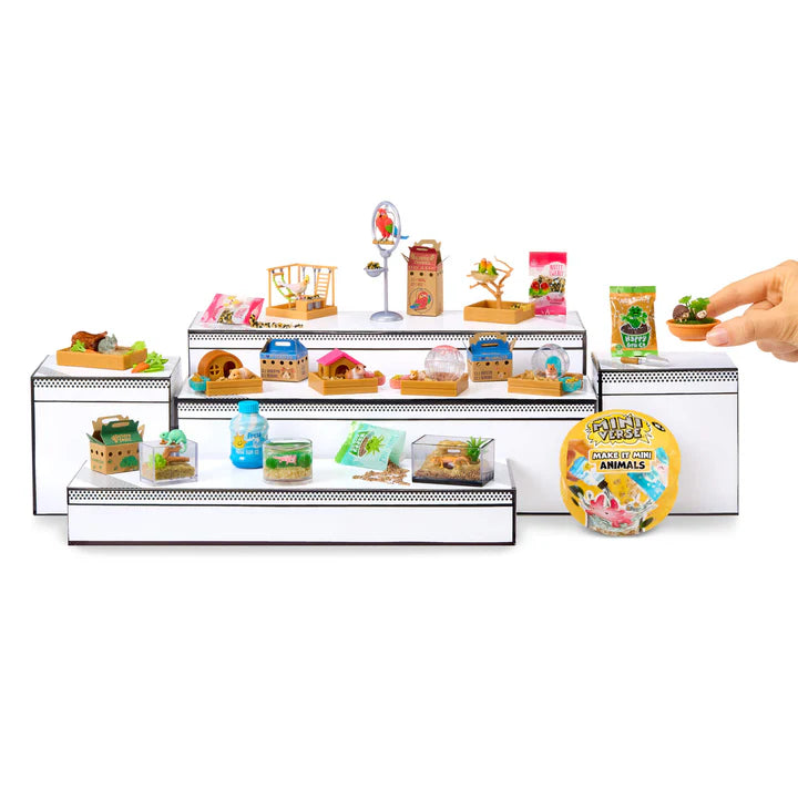 Miniverse Make It Mini Animals surprise capsules with display of group
