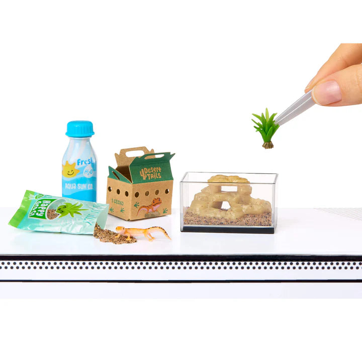 Miniverse Make It Mini Animals resin detail closeup gecko