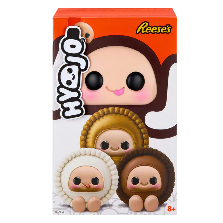Hyojo Reese's Peanut Butter Cups Series blind box collectible plush featuring cute expressive faces inside milk chocolate, white creme, and gold peanut butter cup wrapper designs.