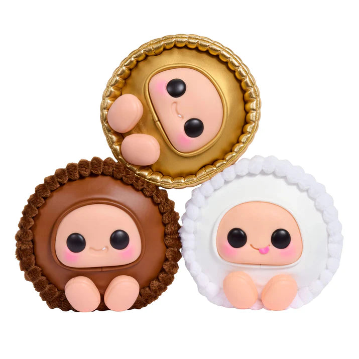 Hyojo Reese's Peanut Butter Cups Series blind box collectible plush featuring cute expressive faces inside milk chocolate, white creme, and gold peanut butter cup wrapper designs.
