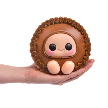 Hyojo Reese's Peanut Butter Cups Series blind box collectible plush featuring cute expressive faces inside milk chocolate, white creme, and gold peanut butter cup wrapper designs.
