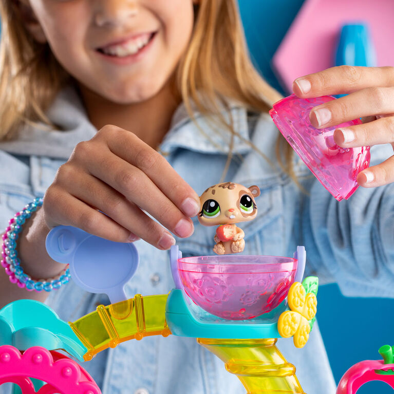 Littlest Pet Shop Fun Factory Playset image 3