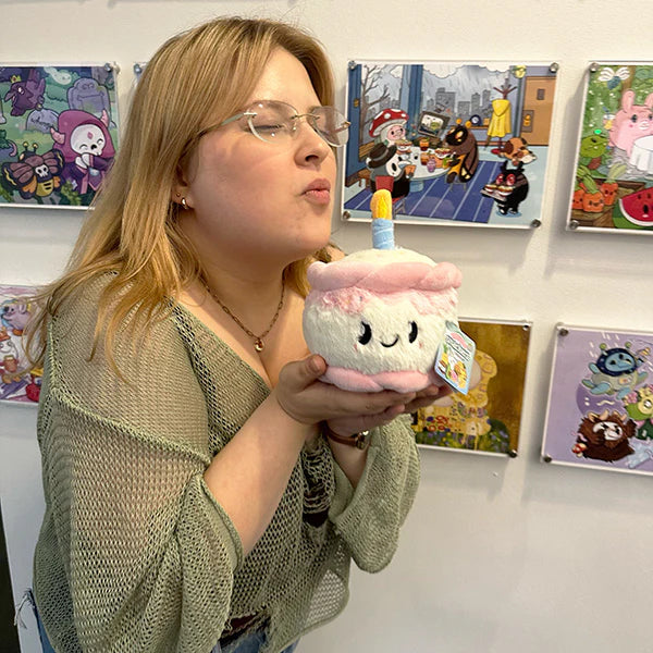 Squishable Snackers Happy Birthday Cake image 3