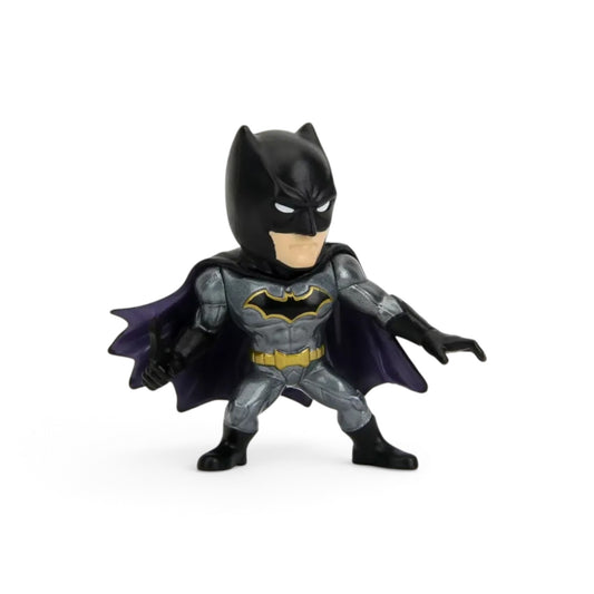 Jada Toys Metalfigs DC Batman 2.5-inch die-cast metal figure in a grey and black suit holding a batarang.