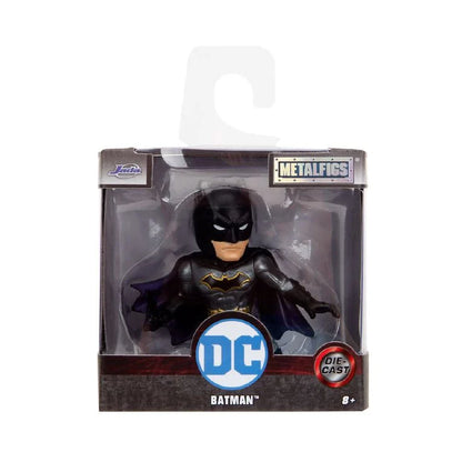 Jada Toys Metalfigs DC Batman 2.5-inch die-cast metal figure in a grey and black suit holding a batarang.
