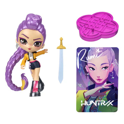 KPop Demon Hunters blind box figures featuring snack-themed cup packaging and collectible mini dolls of HUNTR/X, Saja Boys, Derpy, and Sussie.