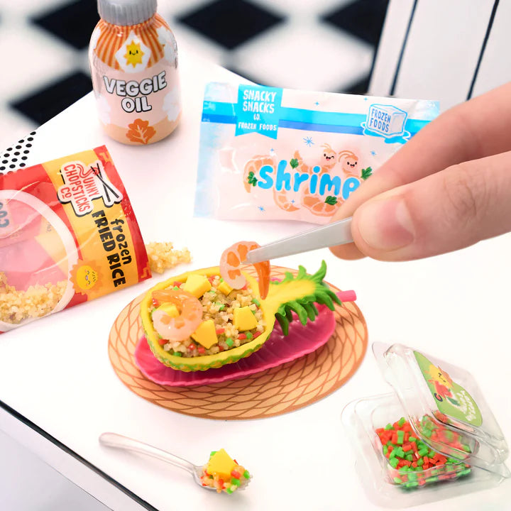 MGA Miniverse Make It Mini Diner Series 4 blind ball collectible Canada shrimp, rice in pineapple