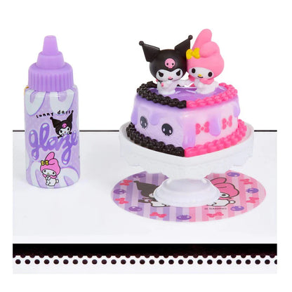 Miniverse Make in Mini Hello Kitty & Friends Series 2 kuromi and my melody on a cake