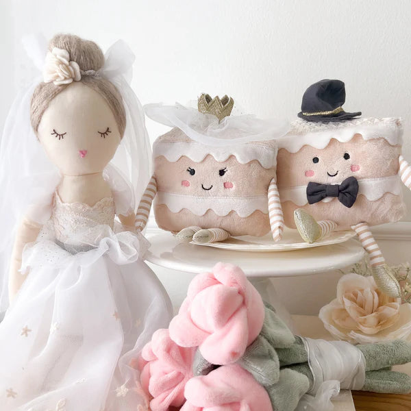 Mon Ami Mr & Mrs Cake Slice plush in white group lifestyle