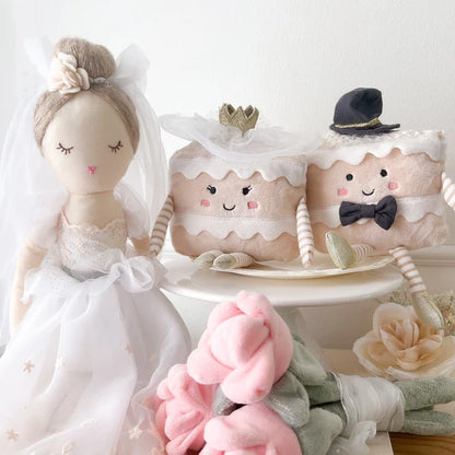 Mon Ami Mr & Mrs Cake Slice plush in white group lifestyle