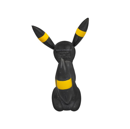 Officially licensed Jazwares Pokémon 30th Anniversary 3-inch glitter Umbreon battle figure.